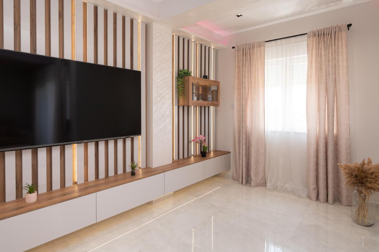 Luxury Apartman Imperio Šibenik Buitenkant foto