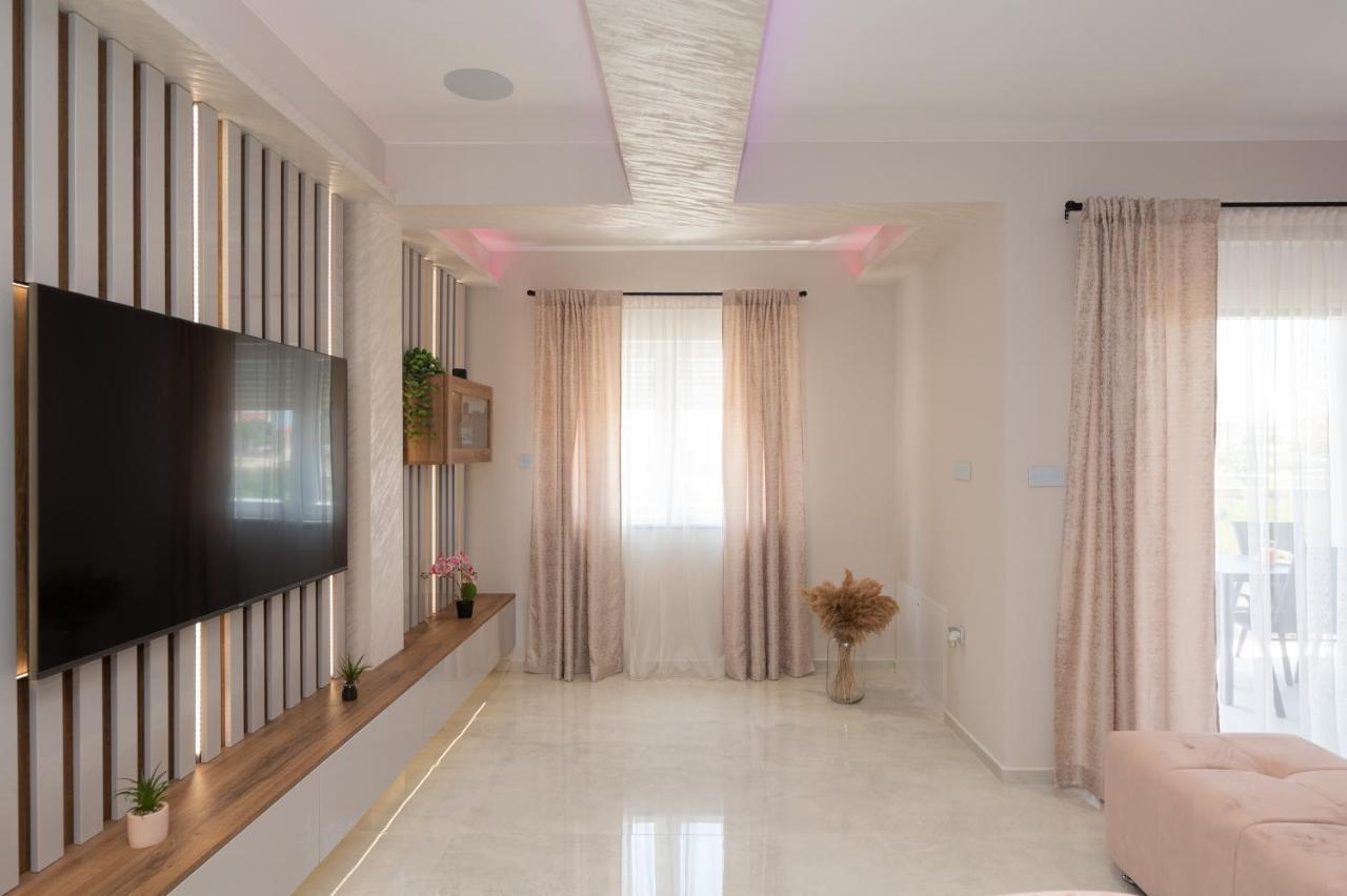 Luxury Apartman Imperio Šibenik Buitenkant foto